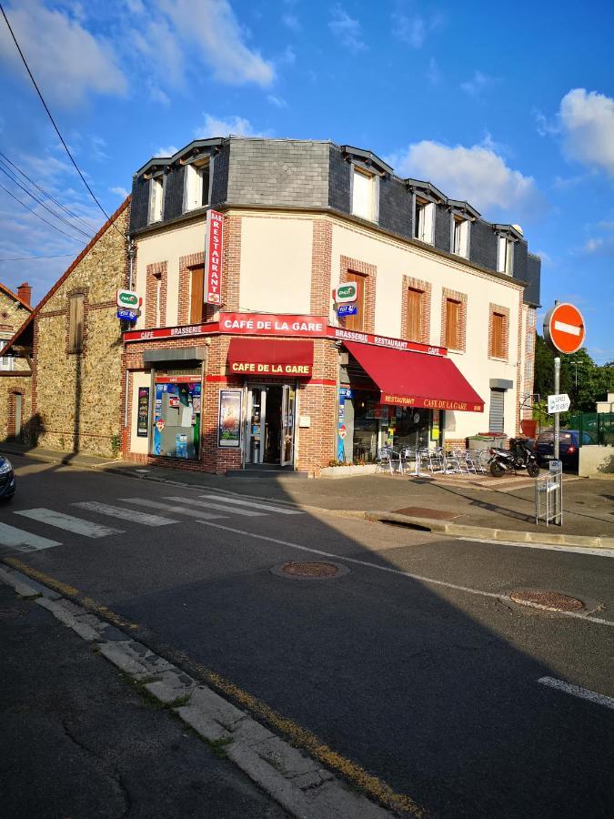 Hotel Cafe De La Gare Bessancourt Exterior foto